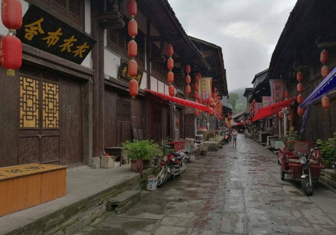 下穿通道建成 项目建设加速